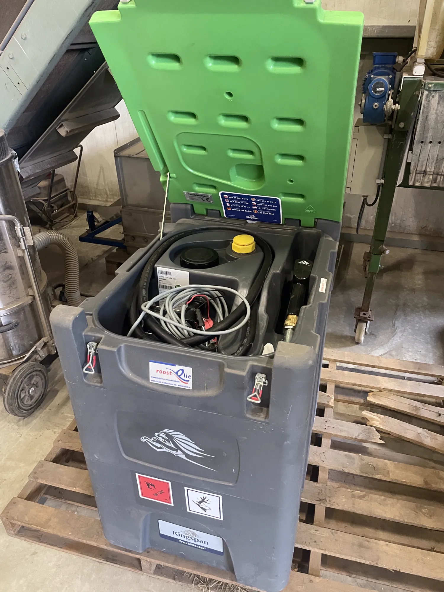 Dieseltank 300 liter te koop - Zo goed als nieuw!