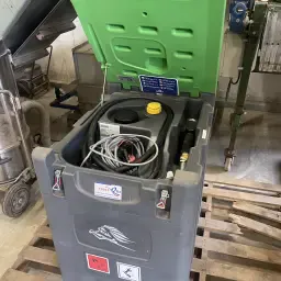 Dieseltank 300 liter te koop - Zo goed als nieuw!