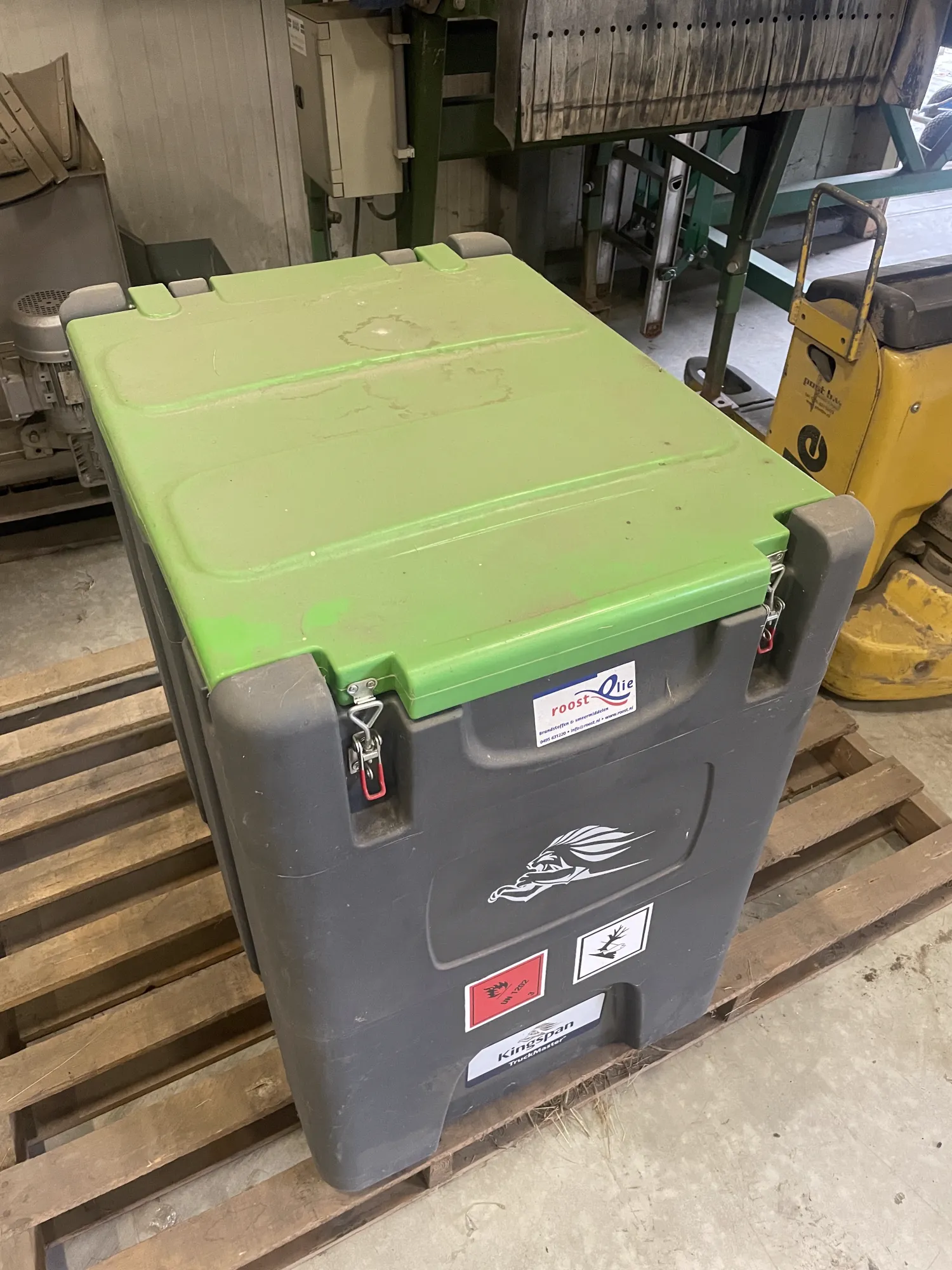 Dieseltank 300 liter te koop - Zo goed als nieuw!