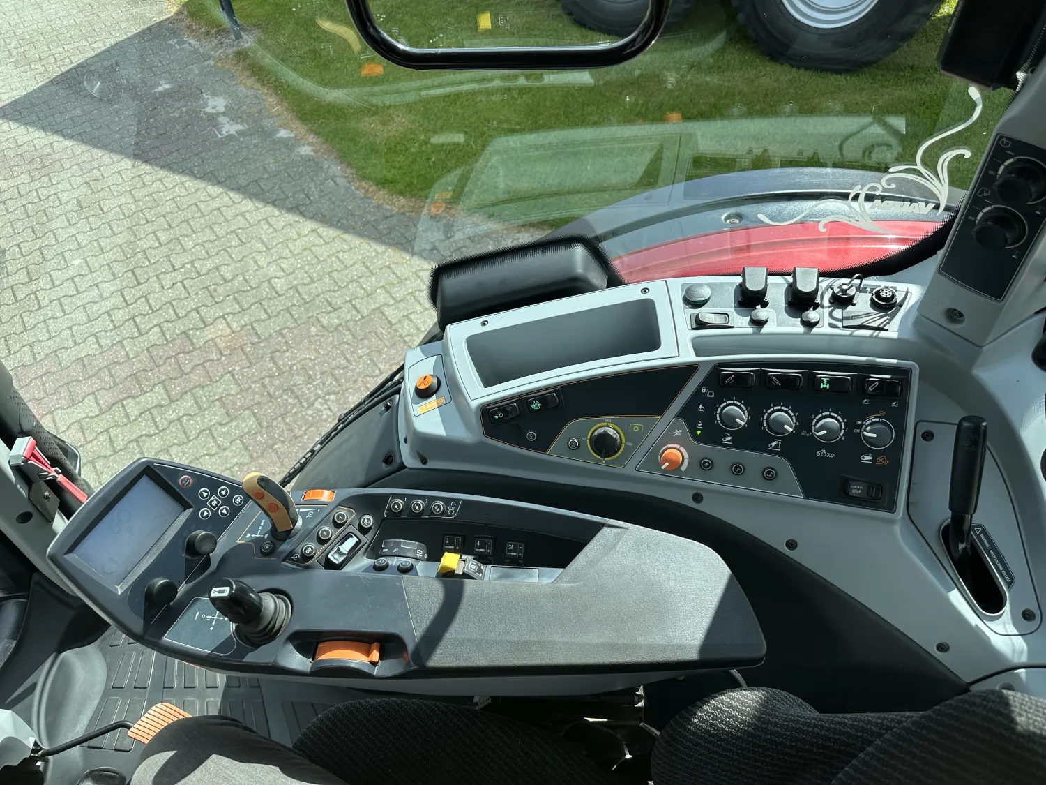 Valtra N174 Traktor (2017) | Powershift, gefederte Kabine