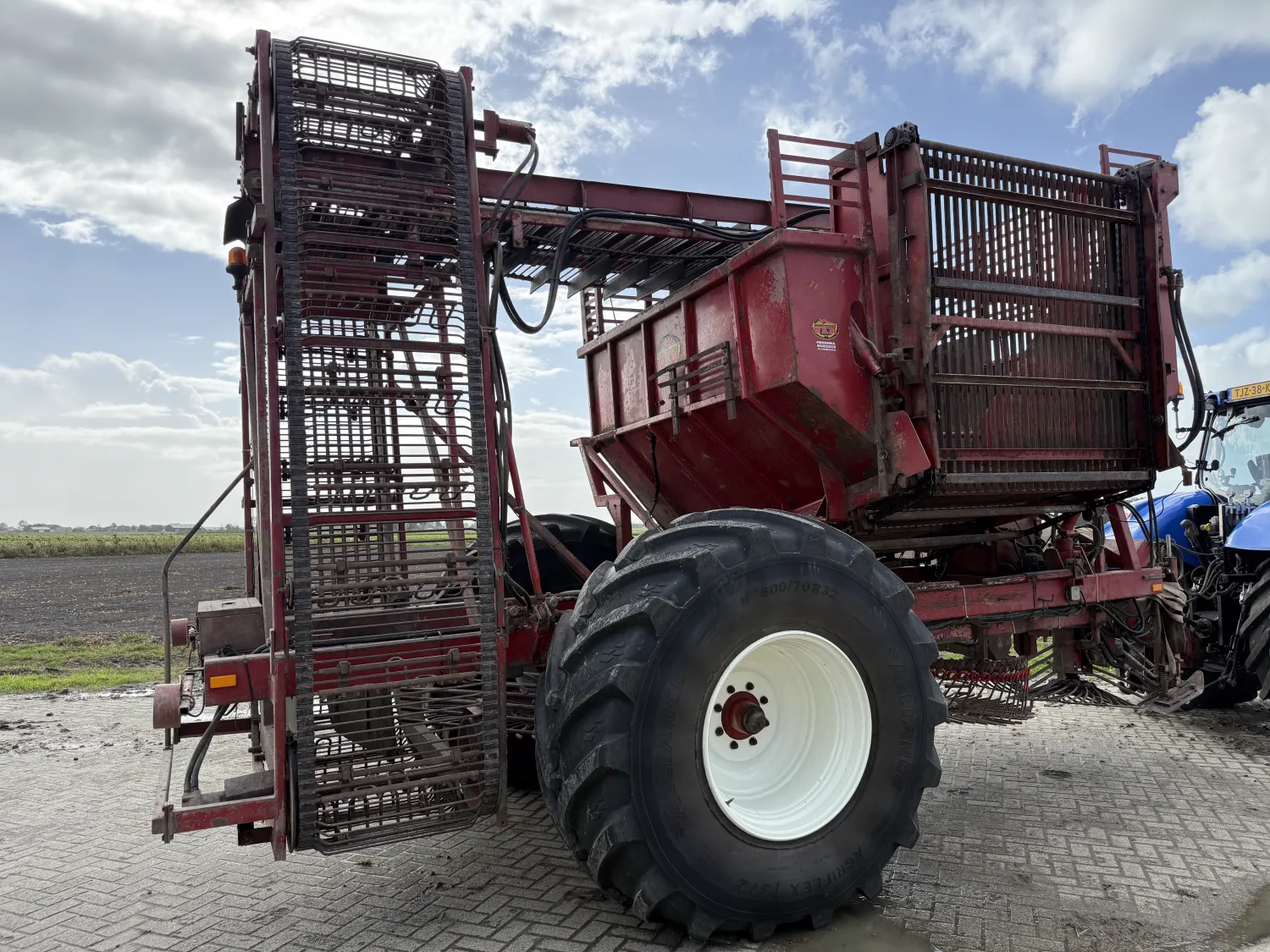 Cosechadora Agrifac & Cargador WKM en venta | Juego completo