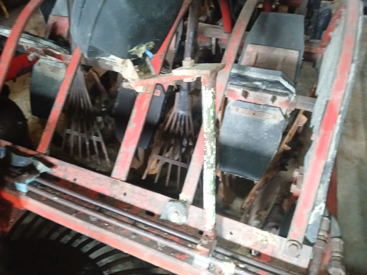 Cosechadora de remolacha Tim de 3 hileras en buen estado en venta
