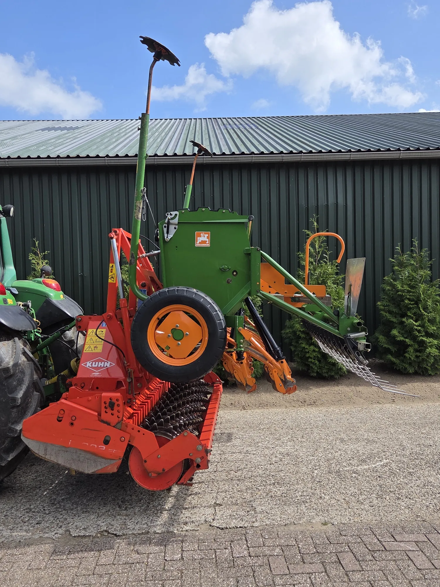 Zaaicombinatie Kuhn HRB302 & Amazone D9-30 | 3 Meter
