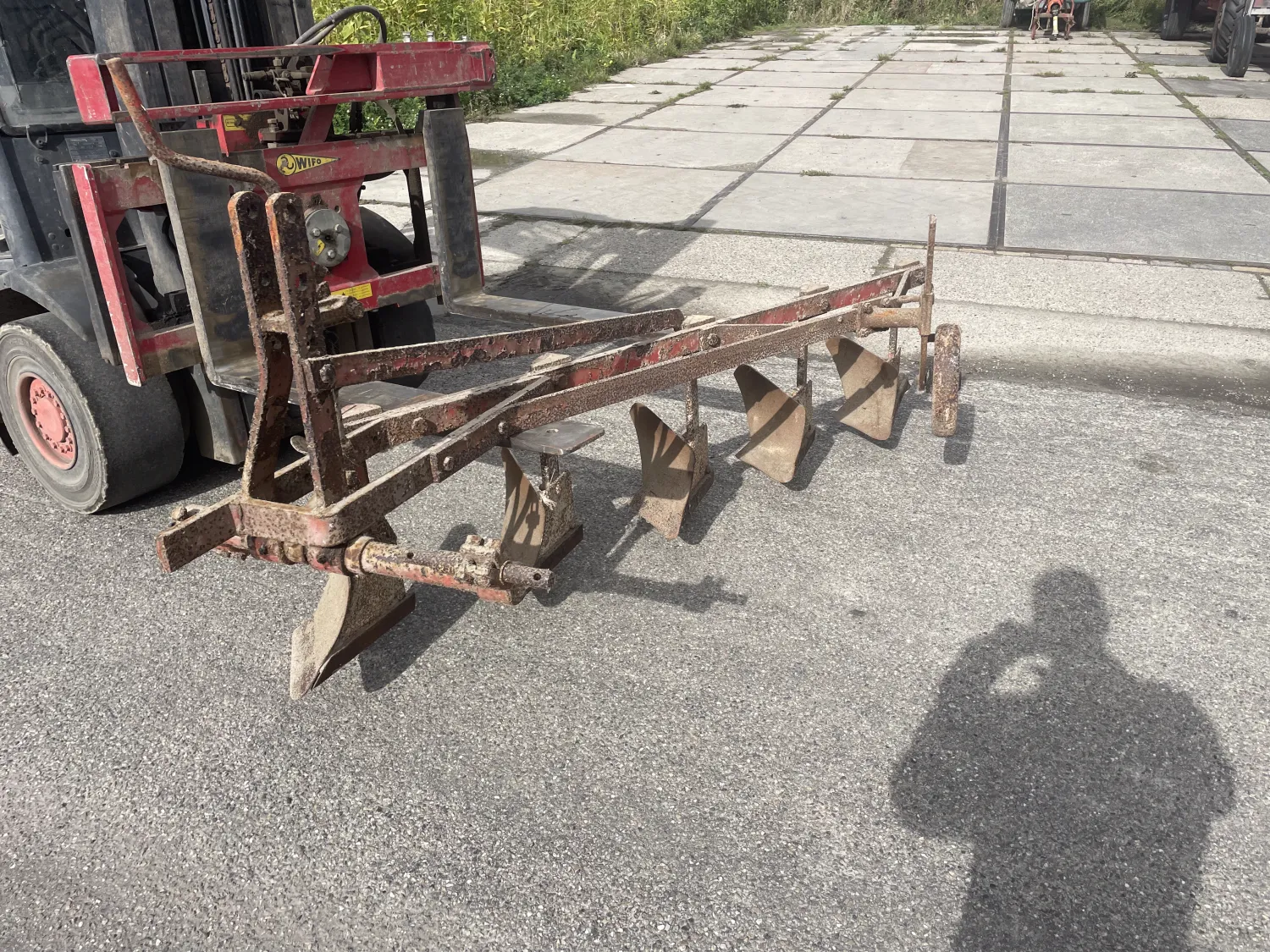 Achetez Charrue de Déchaumage | Machines & Pièces Agricoles