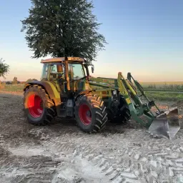 Fendt Favorit 714 Vario, 2001, 17500 uur, Frontlader