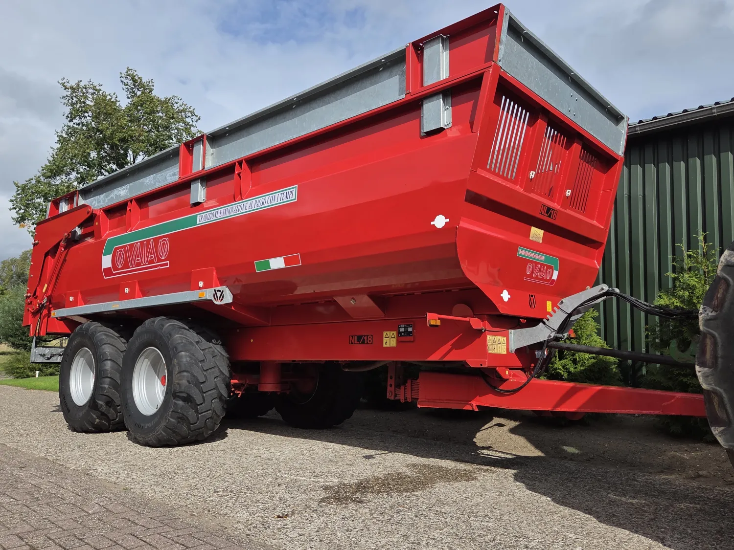 Vaia NL 18 Landwirtschaftlicher Kipper - 18 Tonnen - 2014