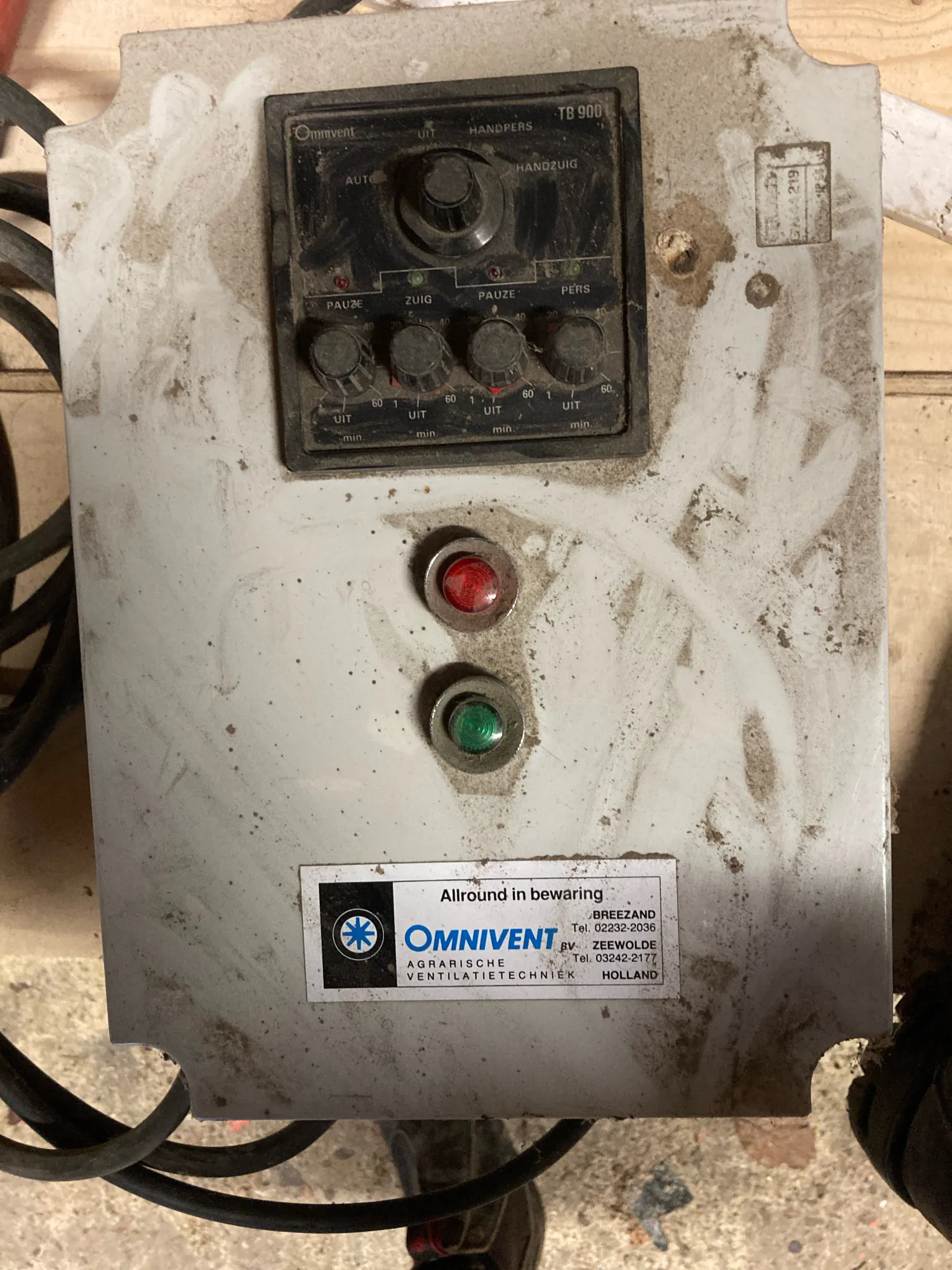 Cutie de control Omnivent: Sisteme de aer sub presiune/aspirație