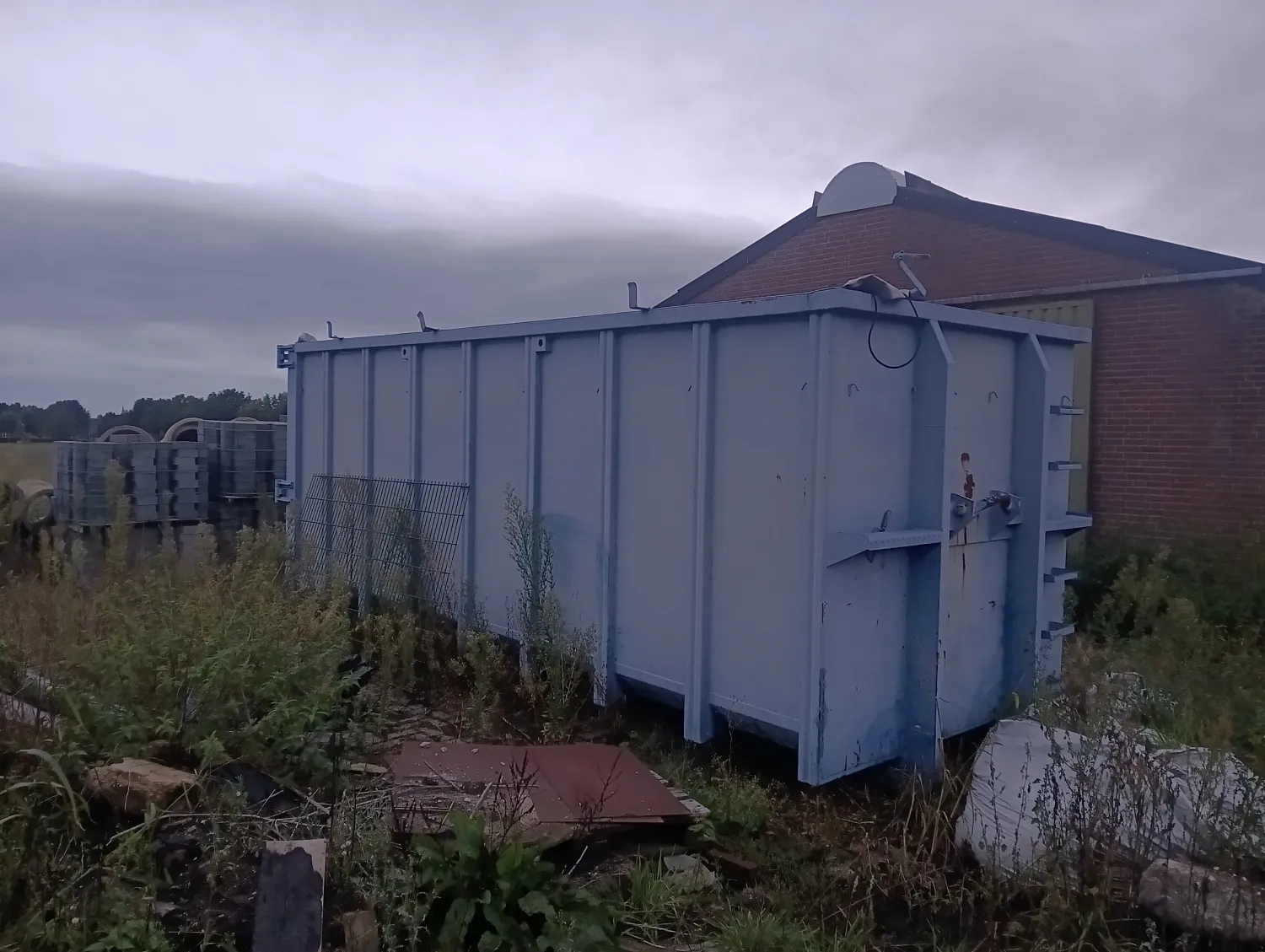 Sauberer 30m³ Container mit Plane - Wenig gebraucht