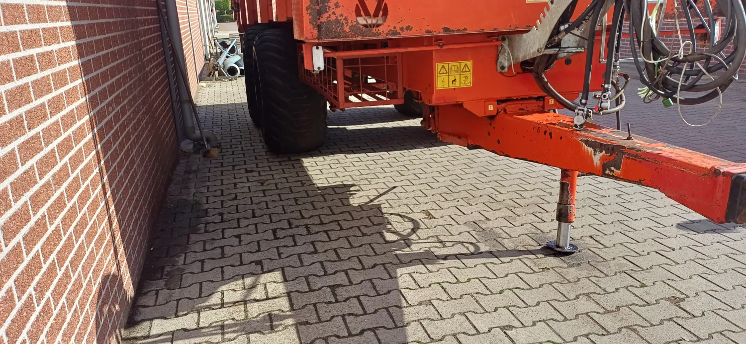 Vaia 120: Gebrauchte Landmaschine mit Hydro-Bremse