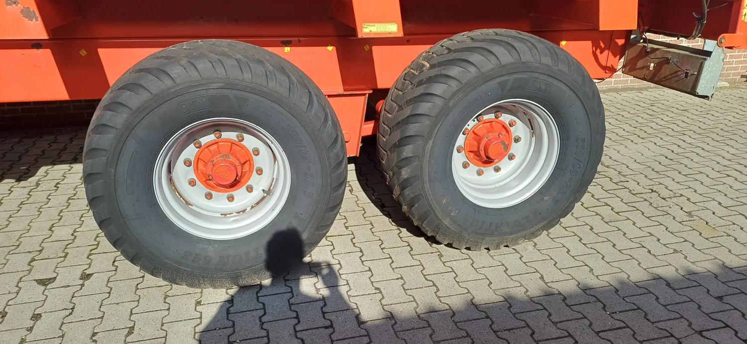 Vaia 120: Gebrauchte Landmaschine mit Hydro-Bremse