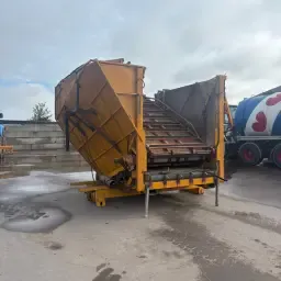Бункер за претоварване Vredo | Използван бункер за цвеклокомбайн за продажба