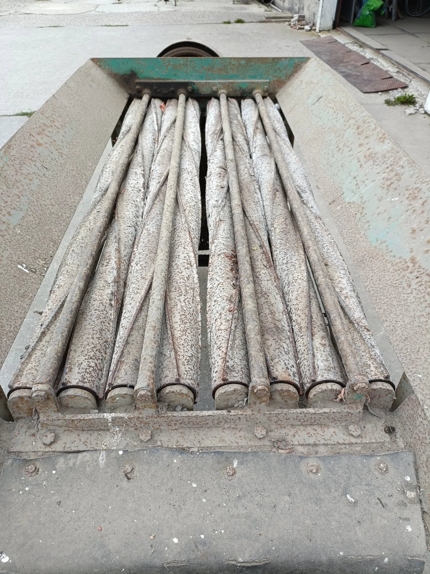 Uienafstaarter - Revisie Nodig - 55cm Breed