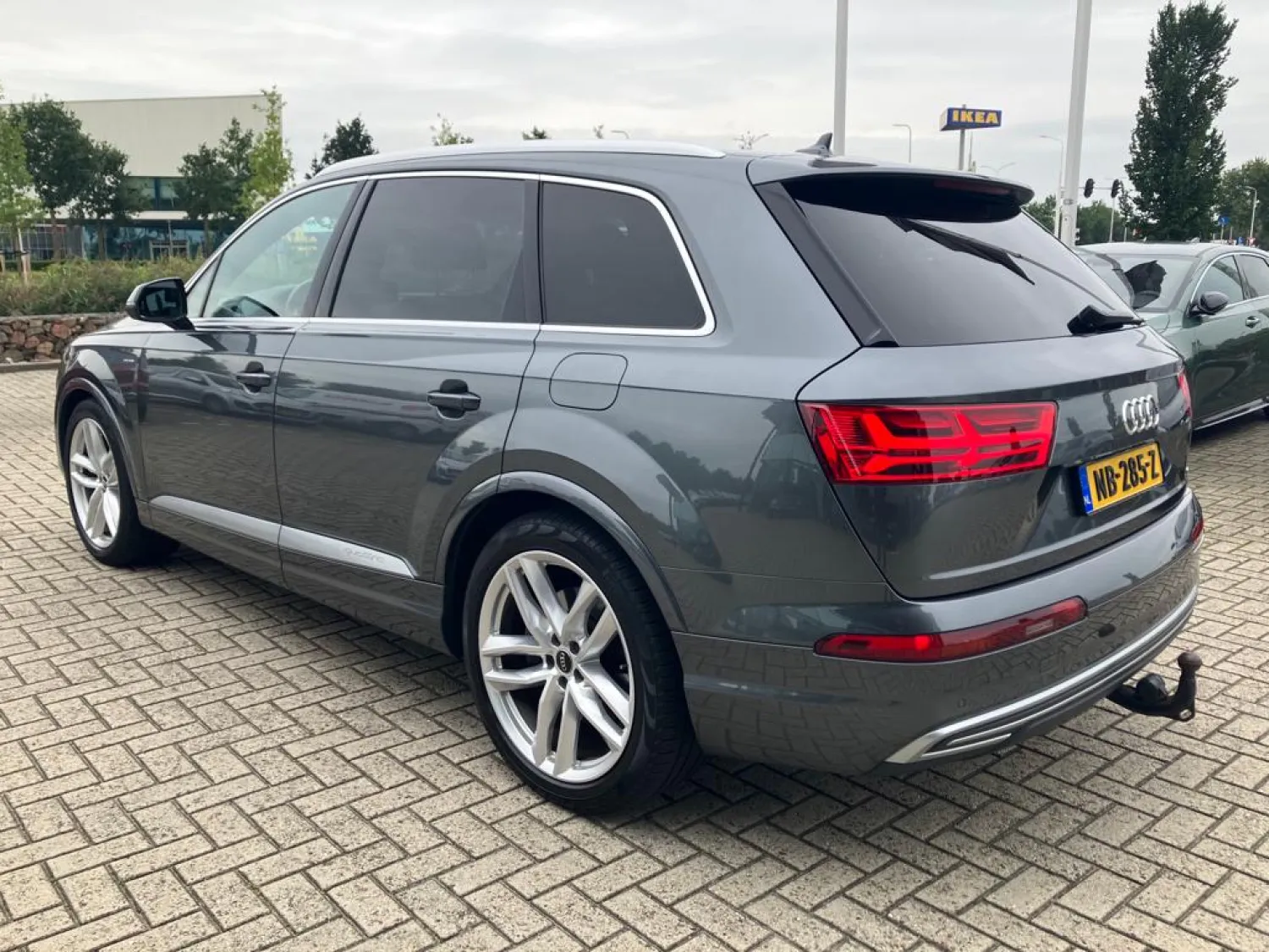 Audi Q7 e-tron 374PK BTW Auto | APK Gekeurd