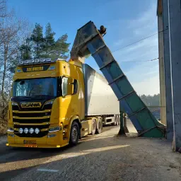 https://cdn.farmtrade.nl/media/165799/conversions/x4pvmg-thumbnail.webp