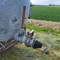 Zelfrijdende giertank 5000 liter - Goedwerkend