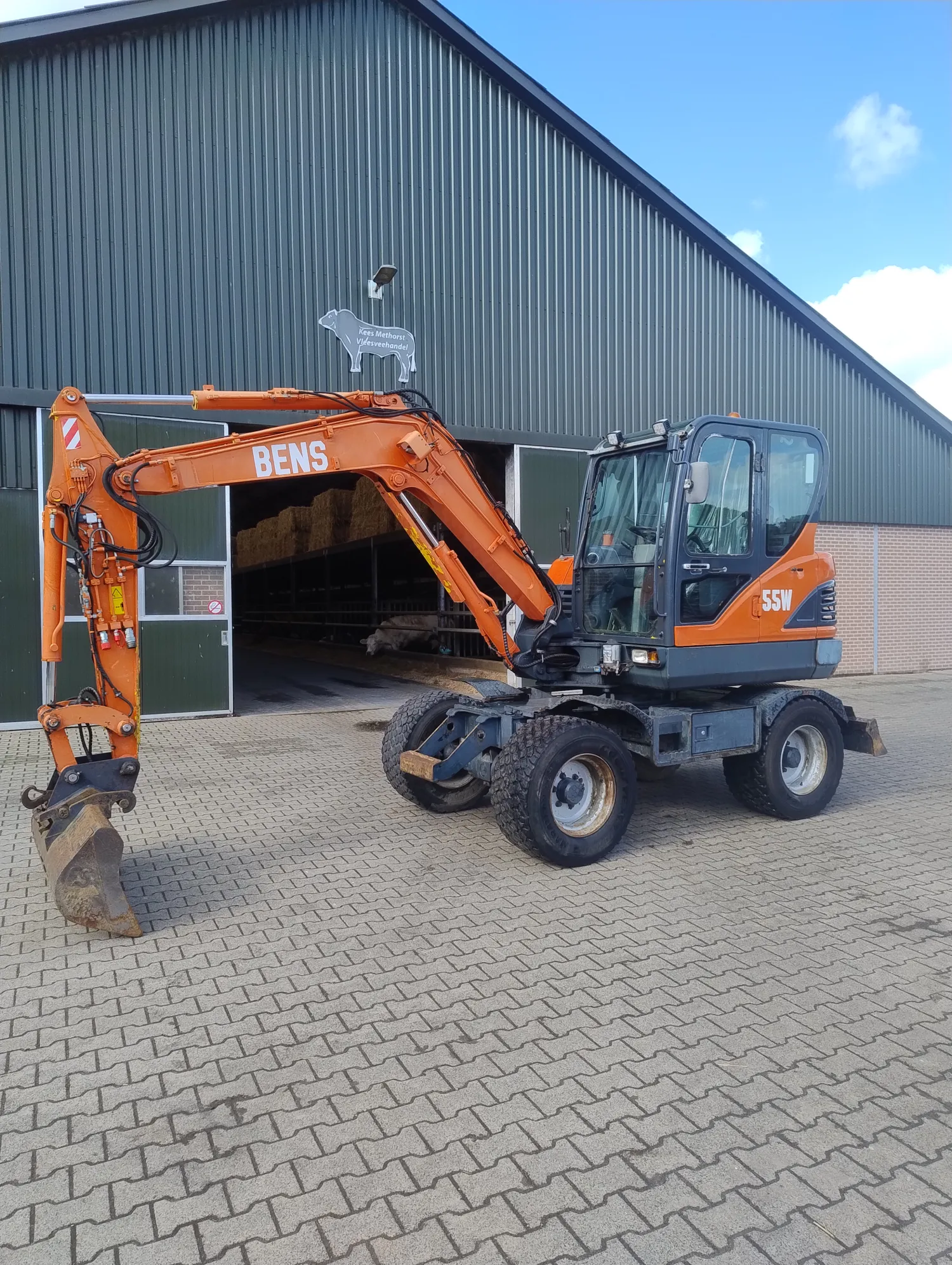 Doosan 55w Mobielekraan 2011 - Topstaat!