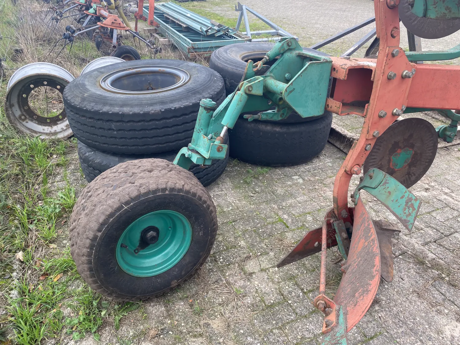 Kverneland LD 100 Plogen met Zibo Vorenpakker