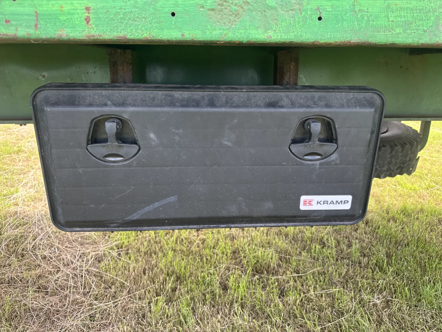 Balenwagen XL: 13m laadvloer, verlichting & hydraulische remmen