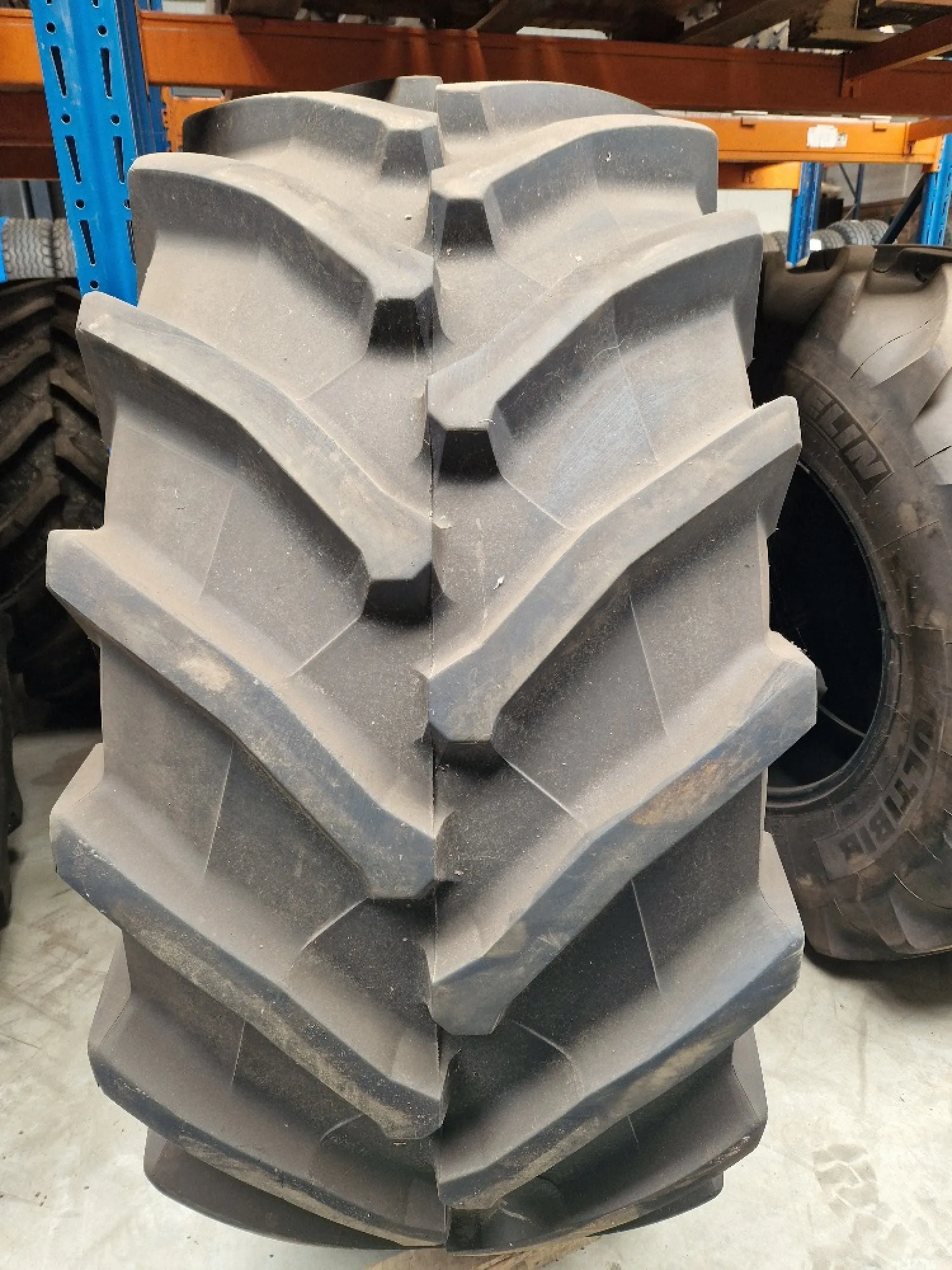 Trelleborg 800/70R38 TM900 HP Band - 54mm Profiel