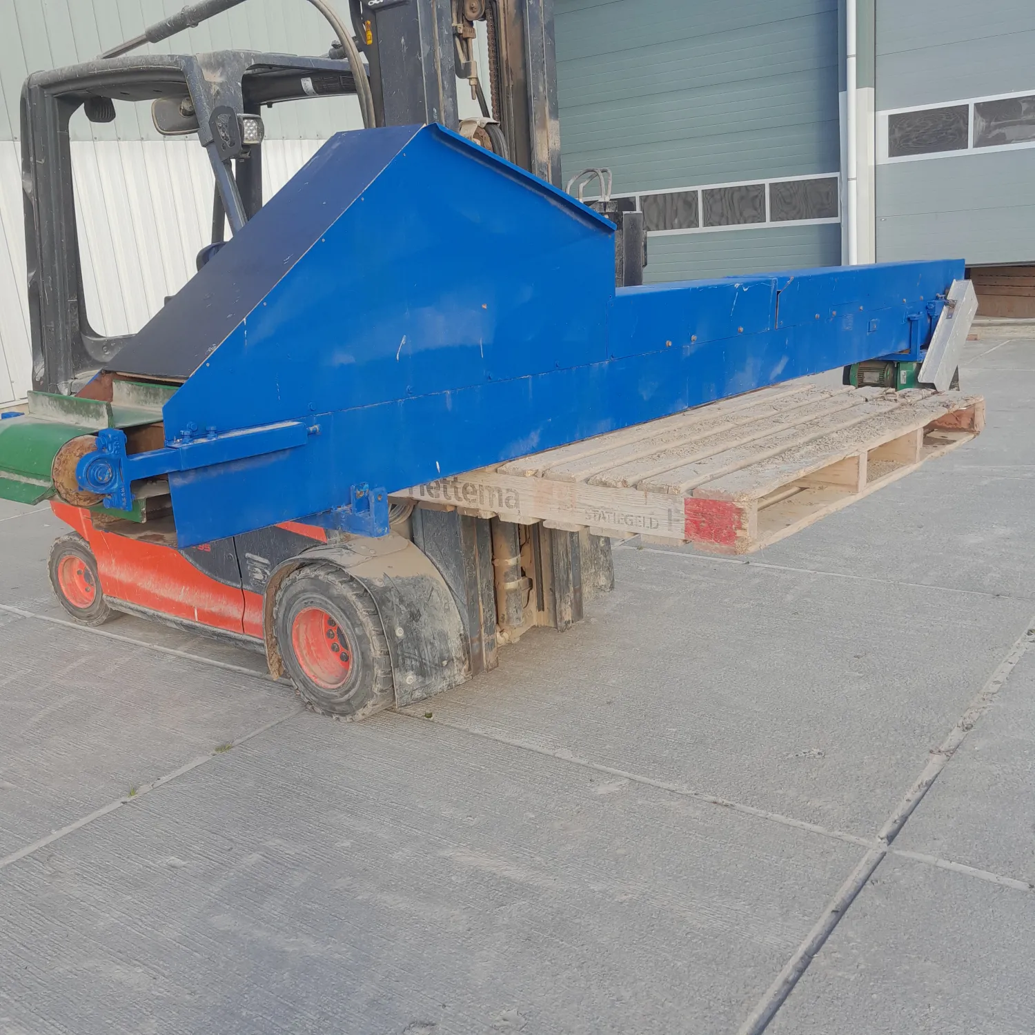Opvoer Elevator - 440x25 - Goede staat