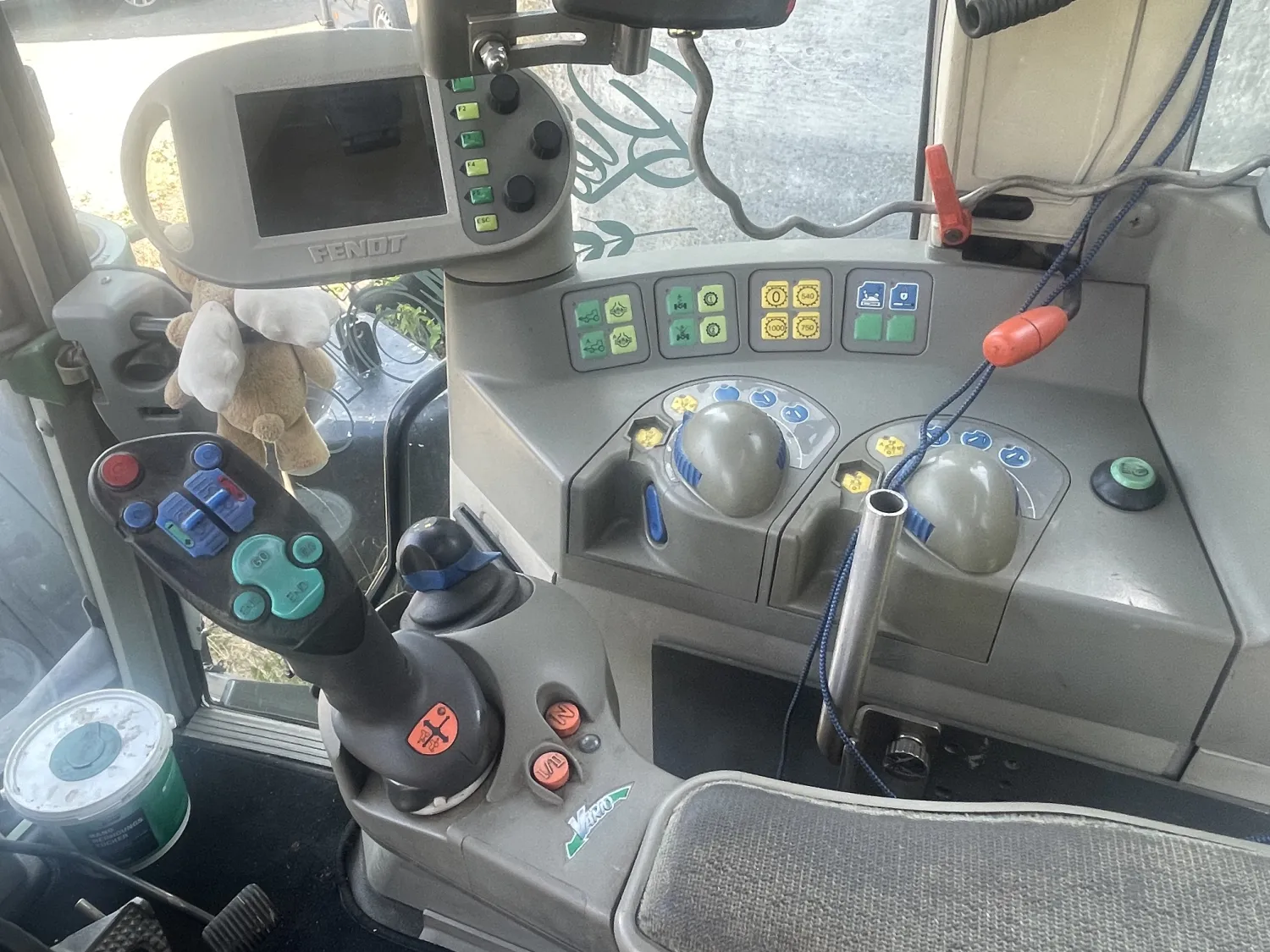 Gebrauchte Fendt 716 Vario: Baujahr 2002, Top Zustand