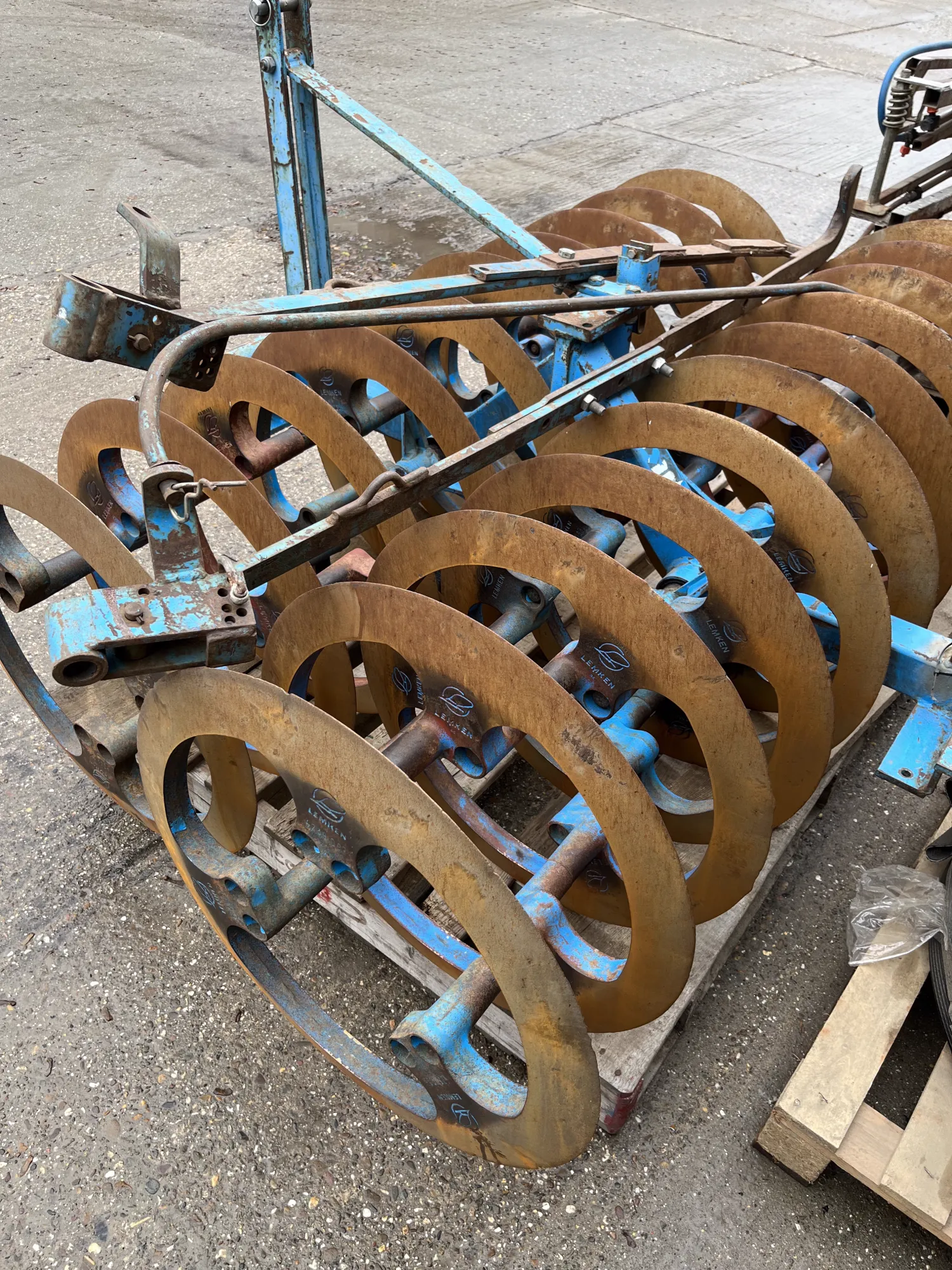 Lemken Vorenpakker met Zibo Arm | Landbouwmachines
