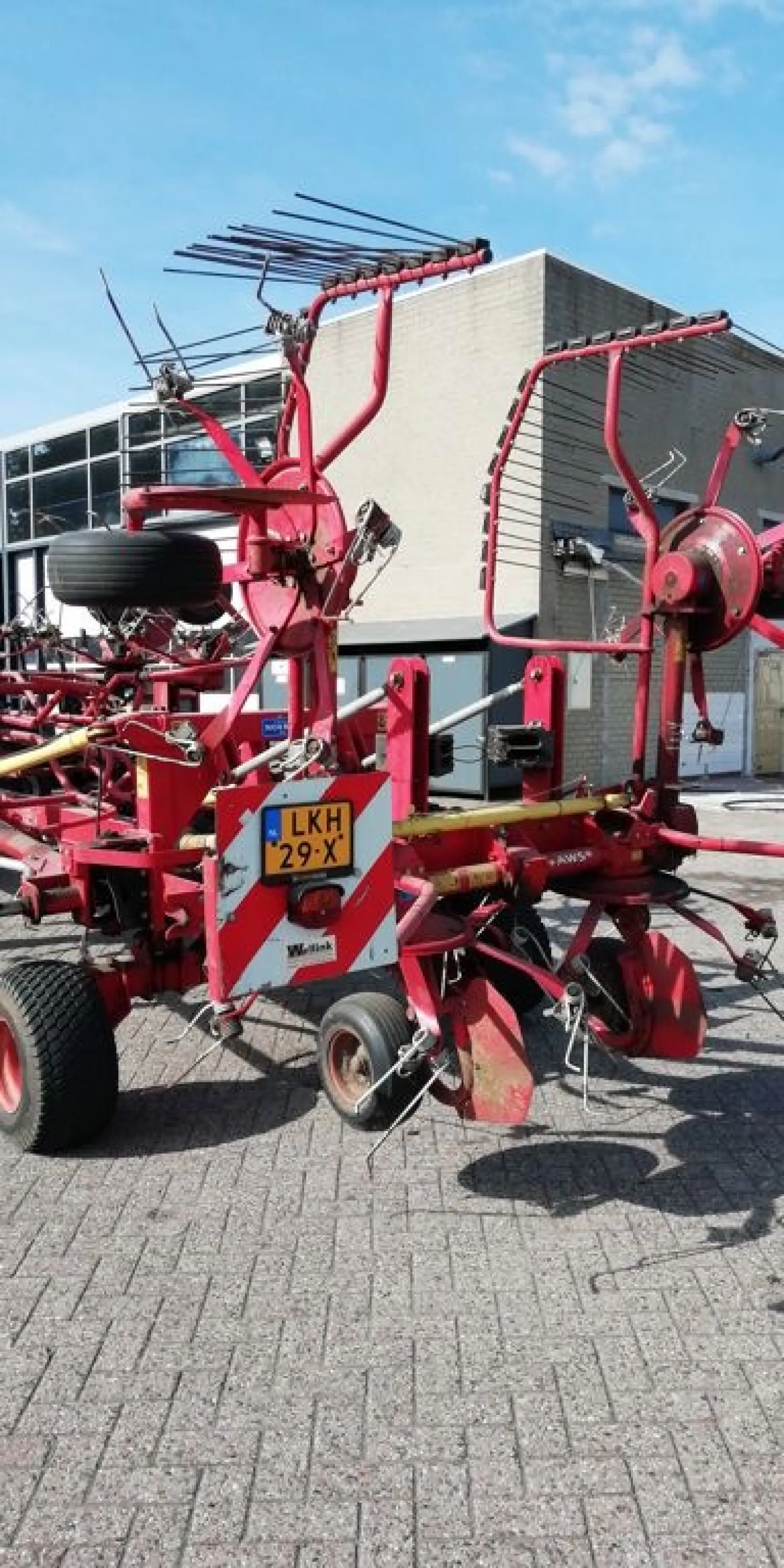 Lely Lotus 1325 Hooischudder te koop - Uit 1999