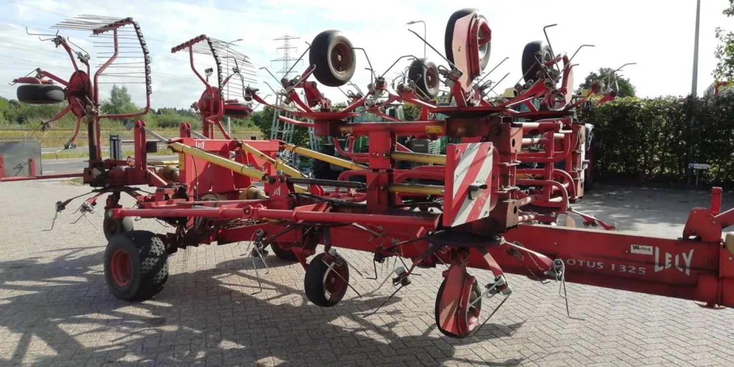 Lely Lotus 1325 Hooischudder te koop - Uit 1999