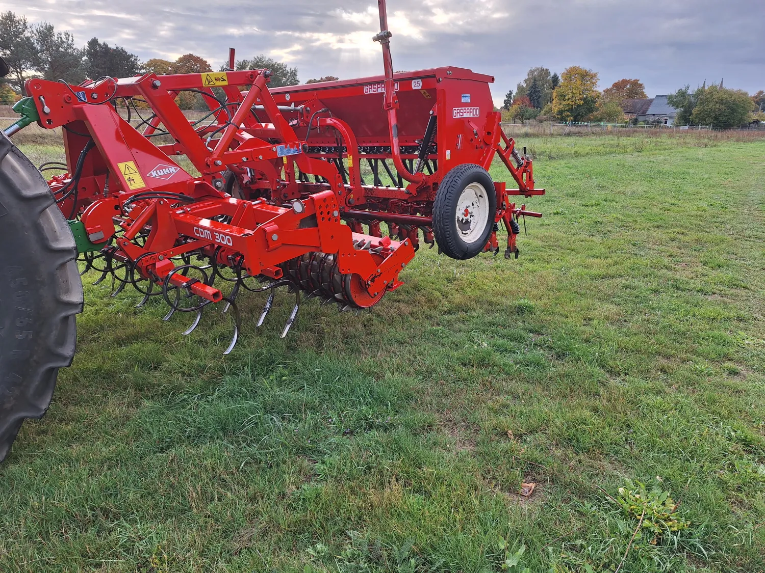 MASCHIO NINA 300 & Kuhn CDM 300 boormachine te koop