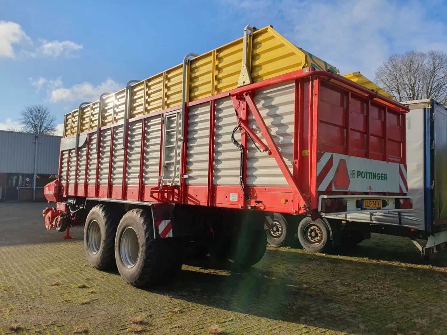 Pottinger Jumbo 8010L | XL Pick-Up & Nieuwe Messenbalk