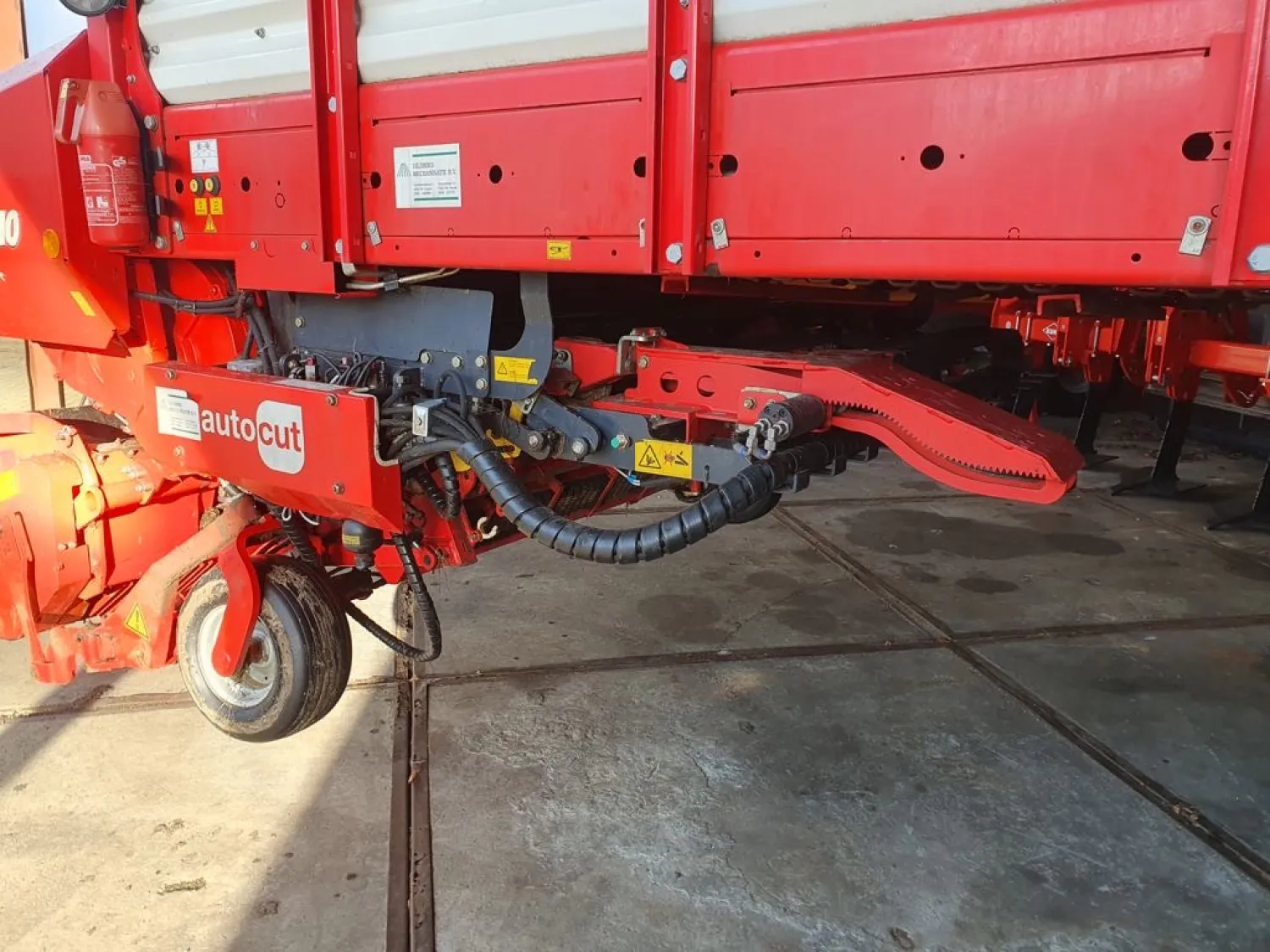 Pottinger Jumbo 8010L | XL Pick-Up & Nieuwe Messenbalk
