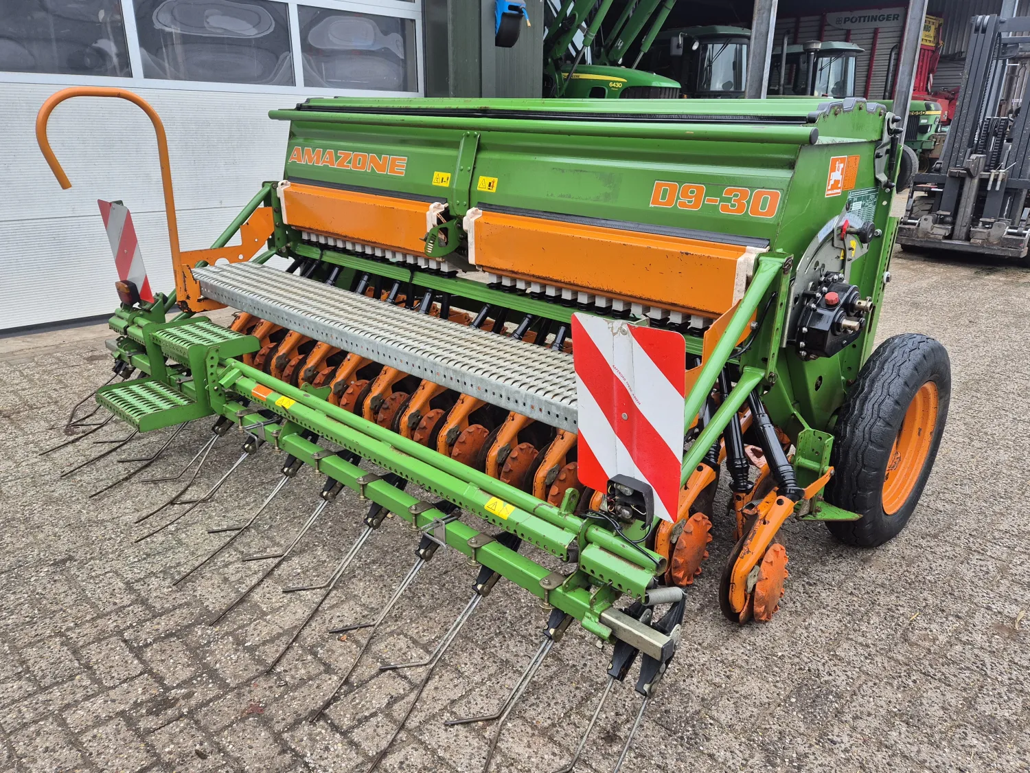 Amazone D9-30 schijvenzaaimachine, 2007, 3 meter