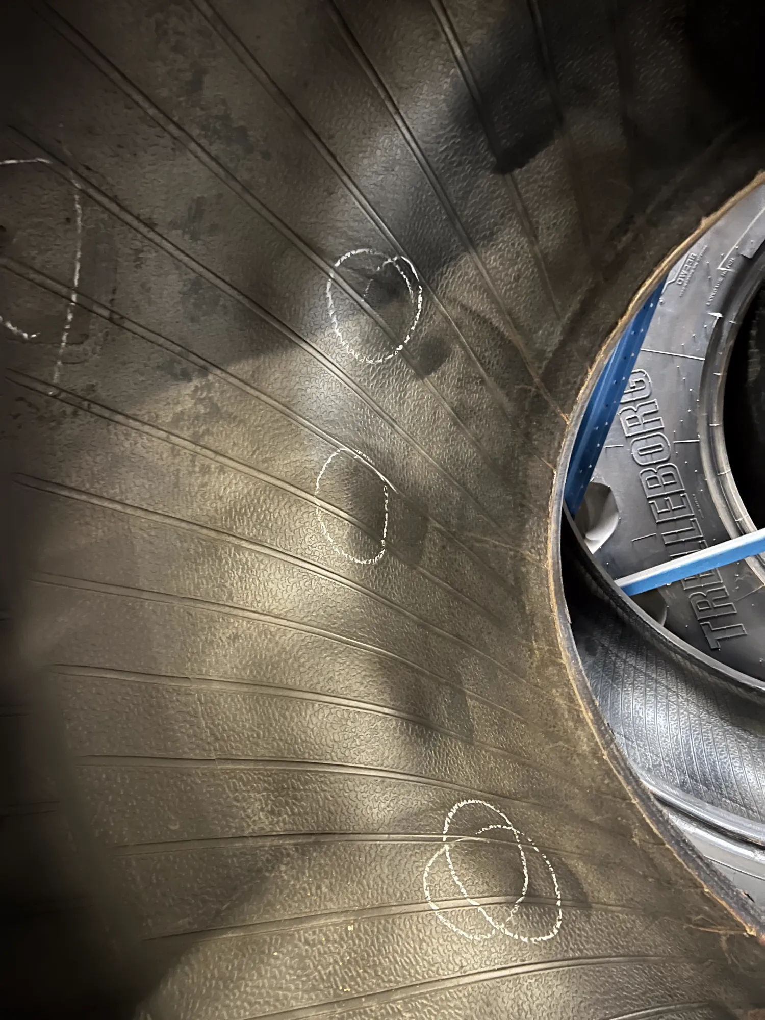 Alliance 1050/50R32 Banden met velg