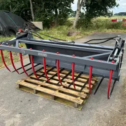 https://cdn.farmtrade.nl/media/169648/conversions/kLnYDk-thumbnail.webp