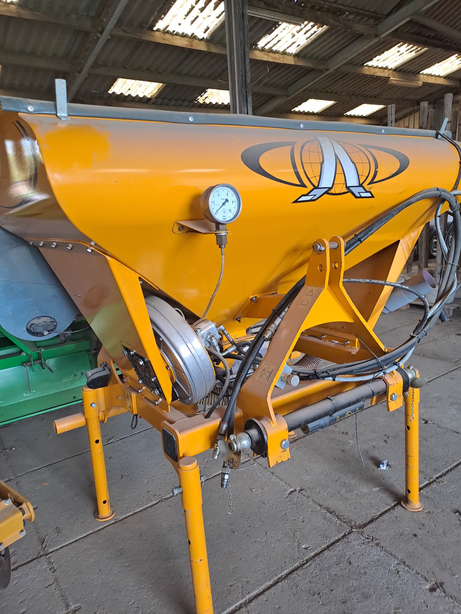 Agrisem Fronttank - Hydraulisch Aangedreven | Topconditie