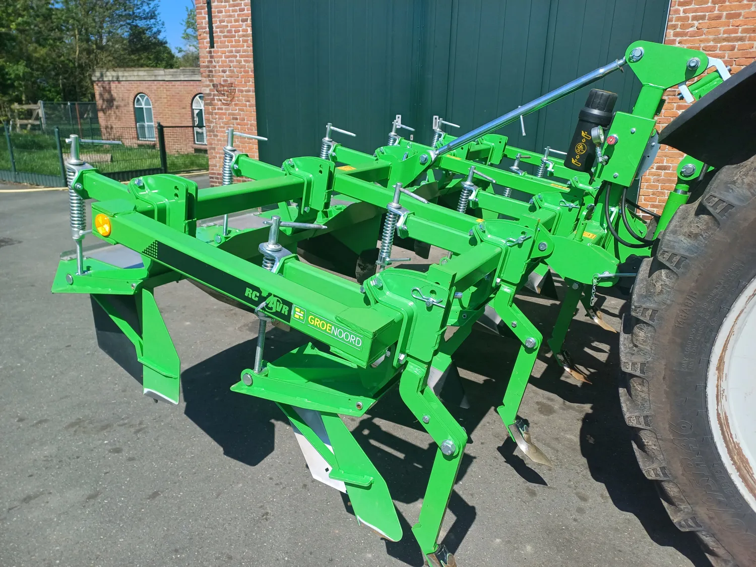 AVR Ecoridger RC-E 4X75 | Aardappelen Aanaarden