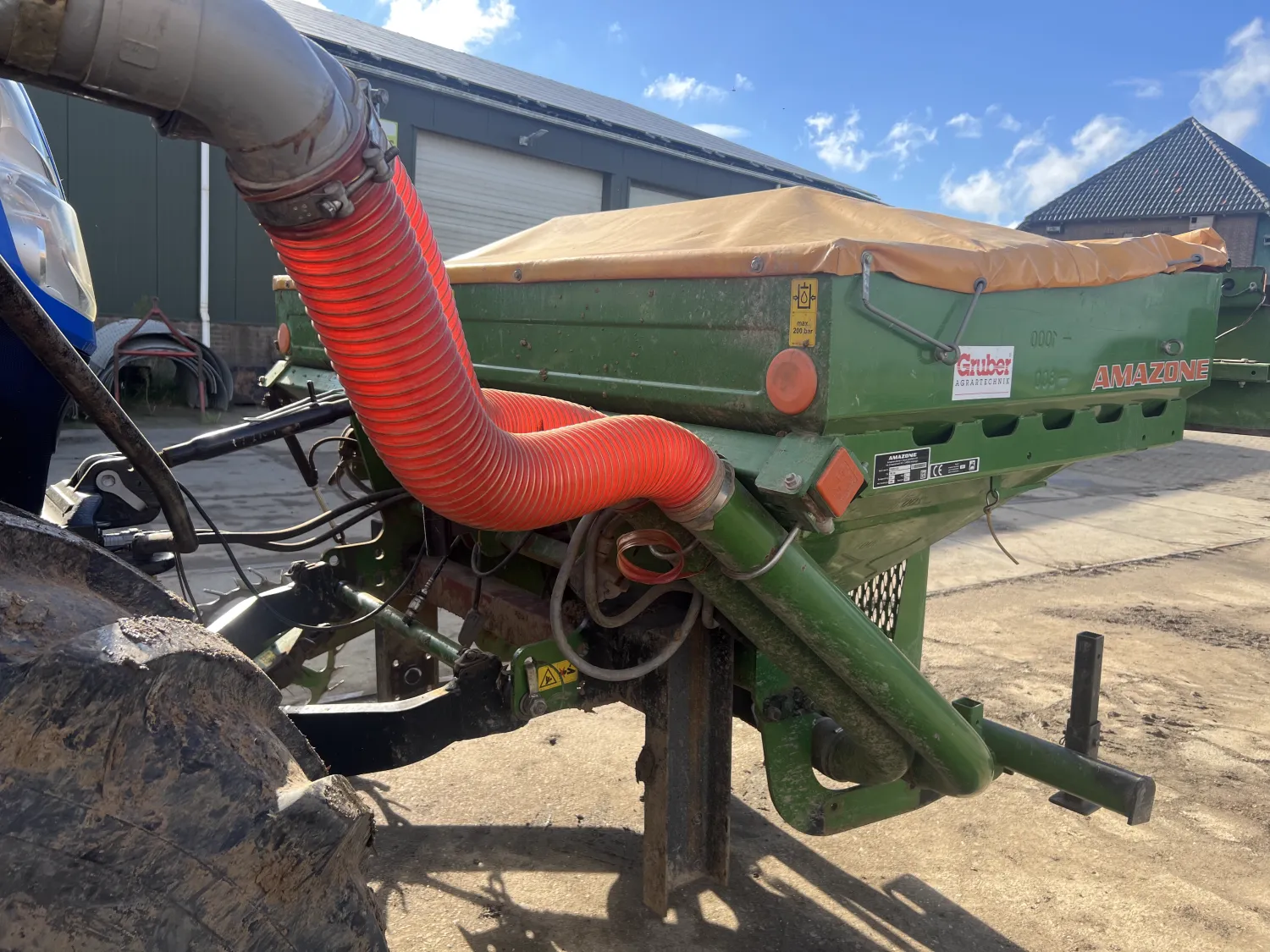 Amazone Zbiornik Przedni - 1200 kg Pszenicy - Stan Bardzo Dobry