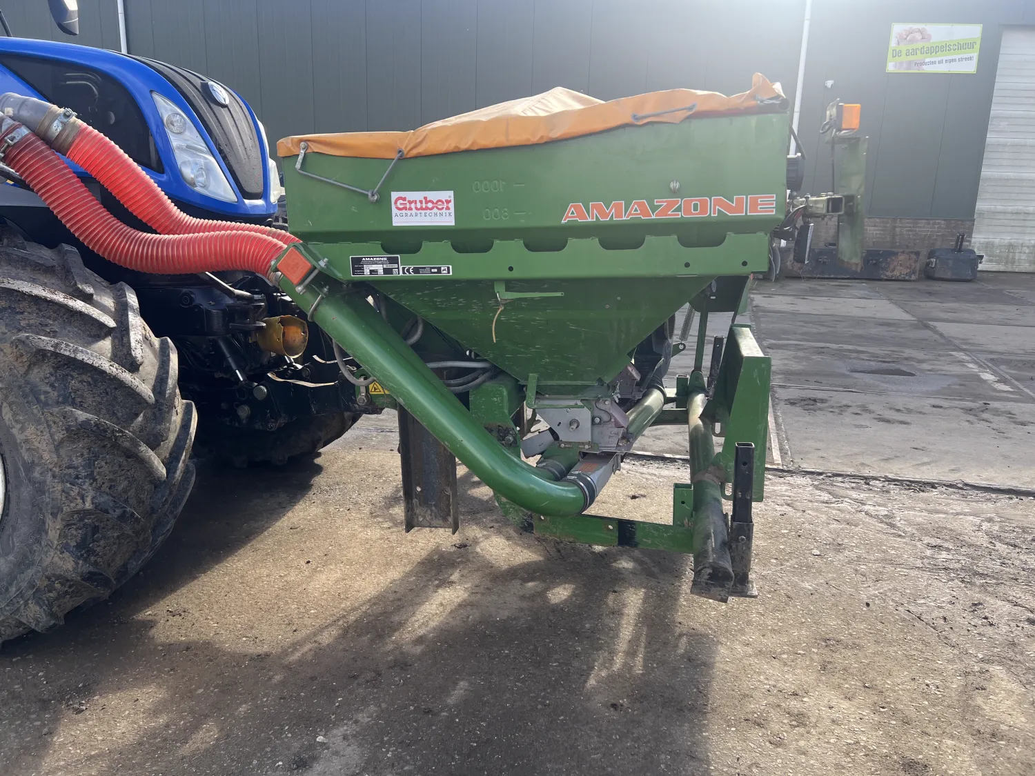 Amazone Zbiornik Przedni - 1200 kg Pszenicy - Stan Bardzo Dobry