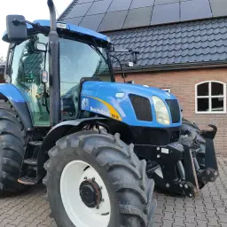 New Holland TS 110 A Tractor, 2004, 115 PK
