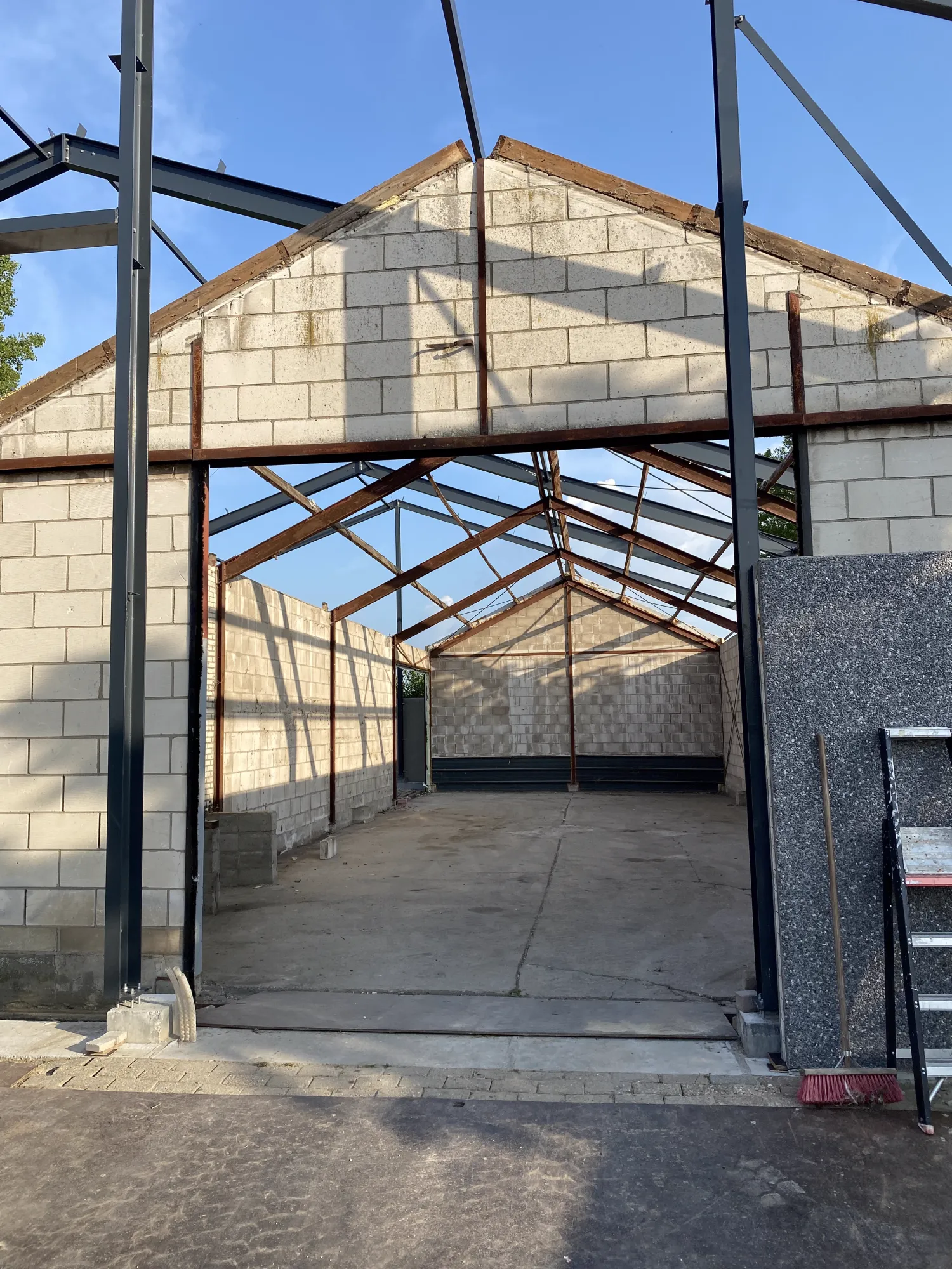 Loods 20 x 8 Gedemonteerd | Direct Beschikbaar