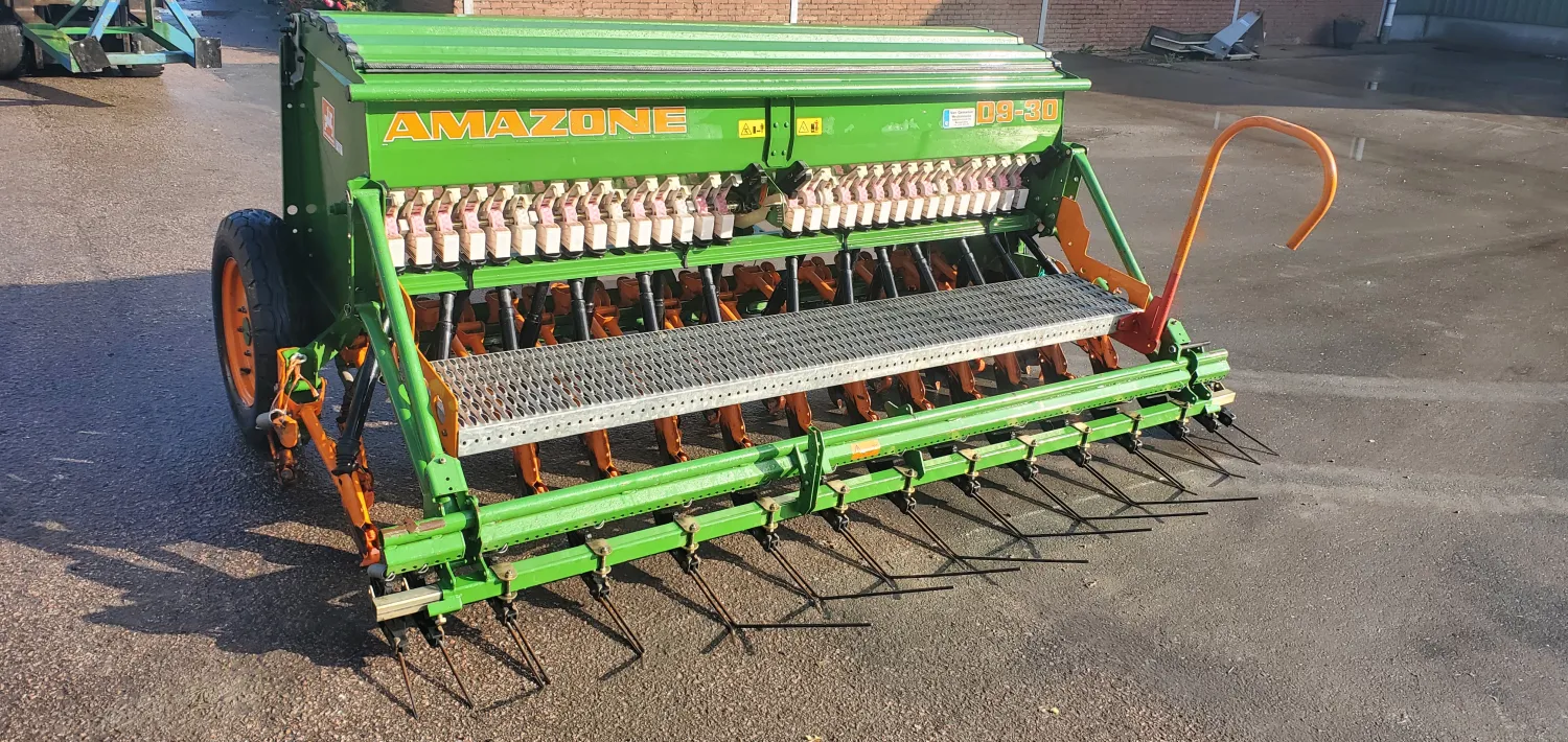 Amazone D9-30 Special Seed Drill For Sale | 350kg Capacity