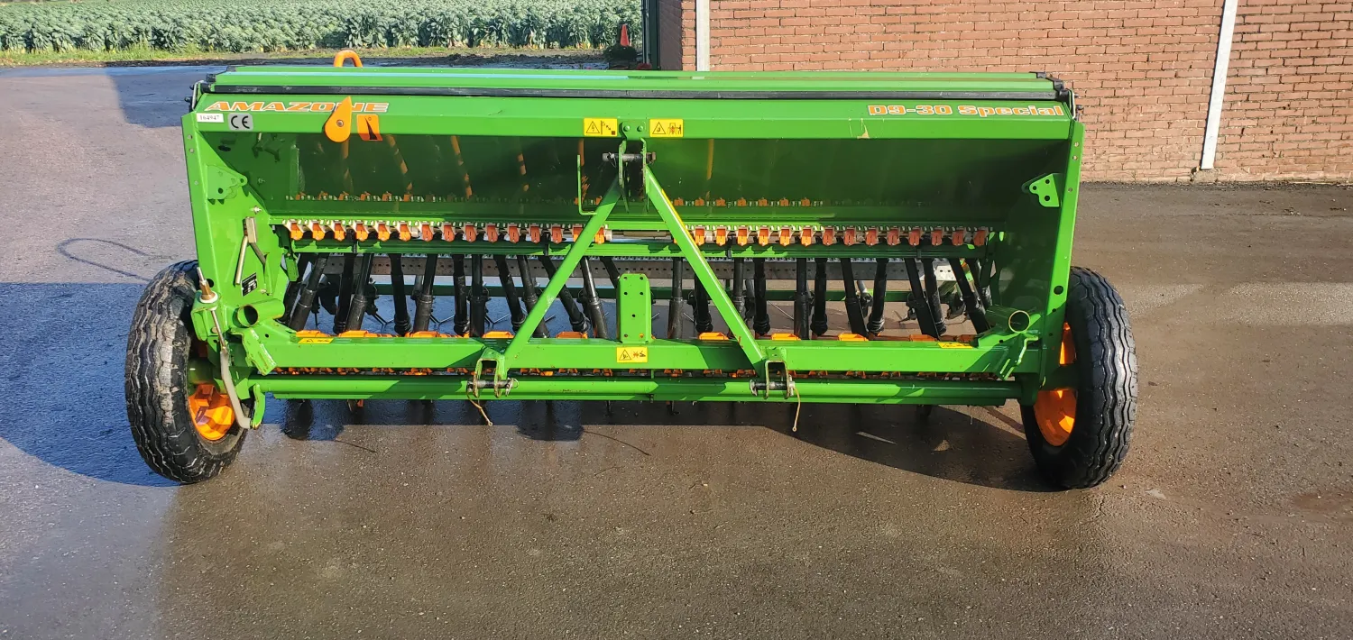 Amazone D9-30 Special Seed Drill For Sale | 350kg Capacity