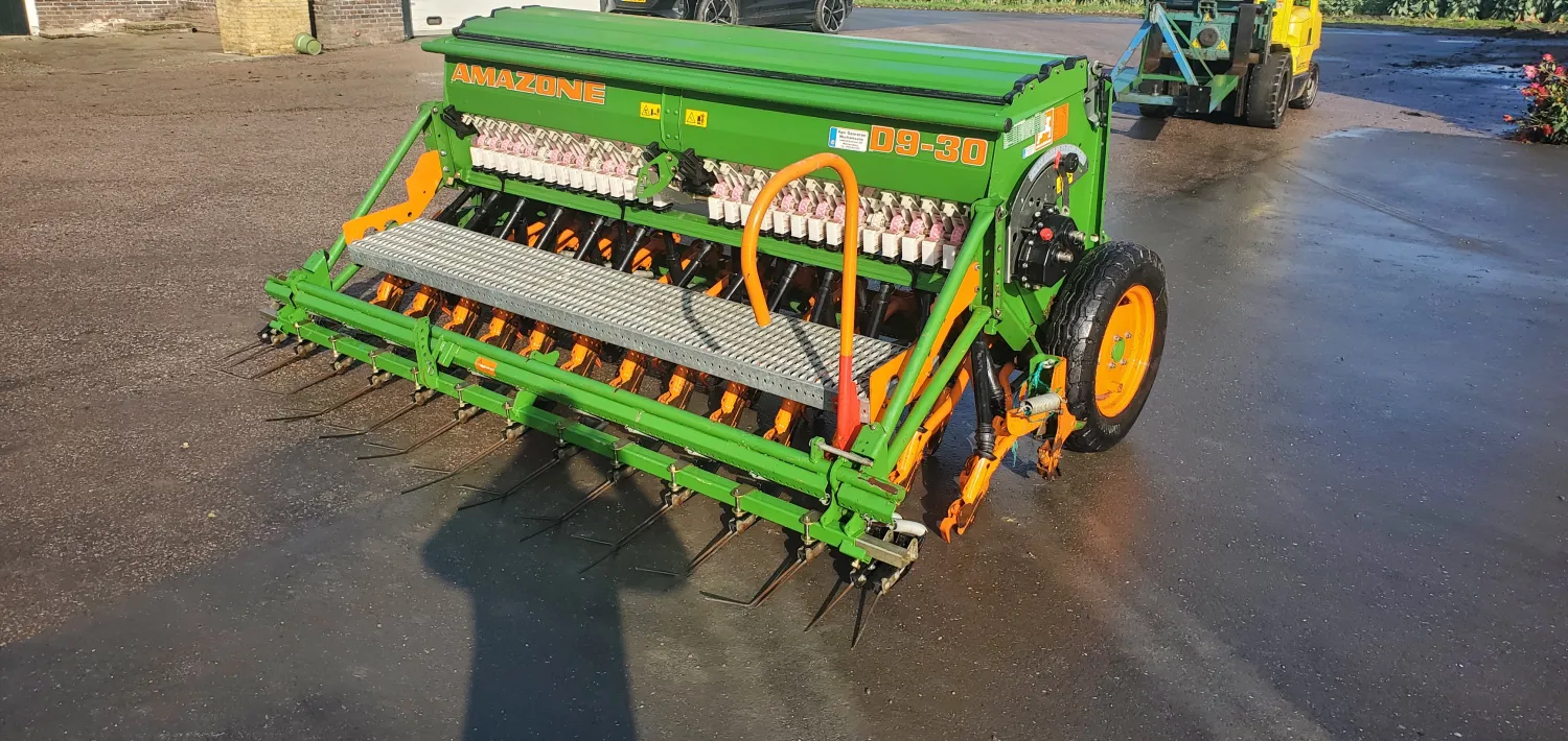 Amazone D9-30 Special Seed Drill For Sale | 350kg Capacity