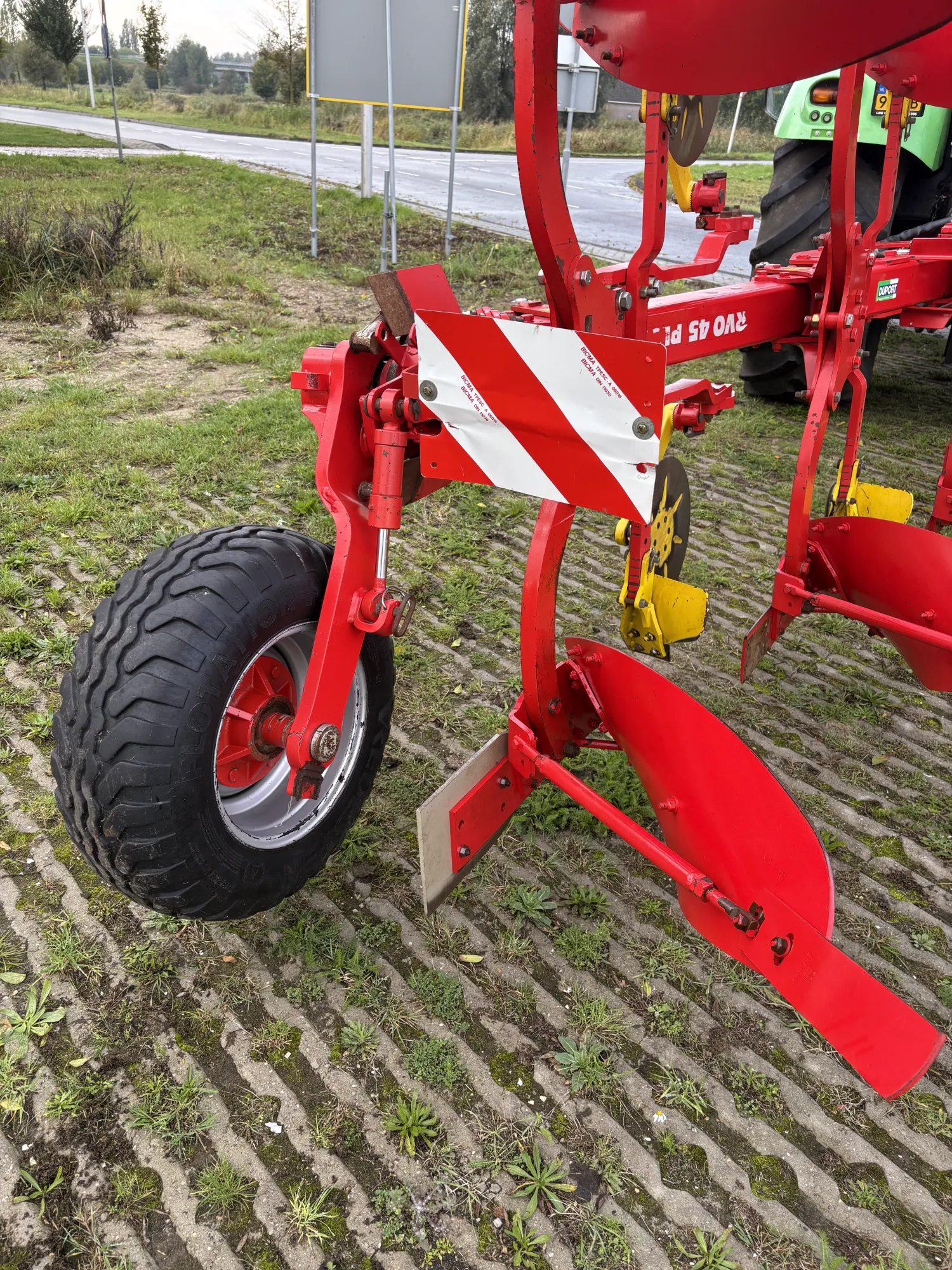 Pług Pottinger Servo 45P - Bardzo dobry stan