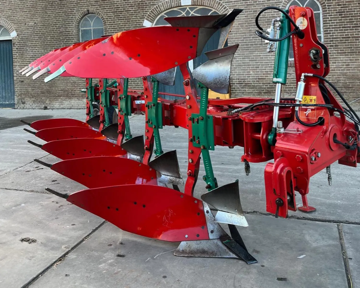 Kverneland pług obrotowy 5-skibowy, 2020 - Regulacja hydrauliczna