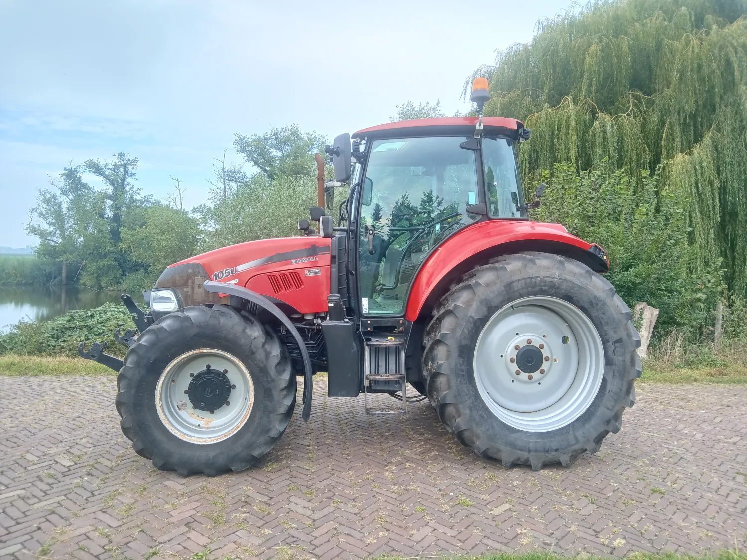 Case Farmall 105 U Pro 2015 - Complete uitvoering