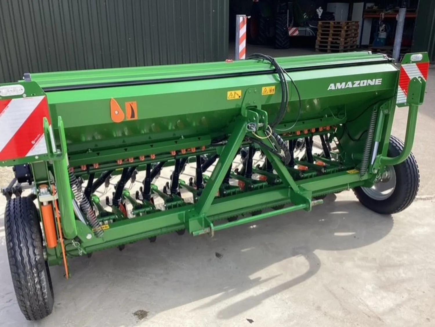 Amazone D-9 Super Seed Drill 3m - For Sale