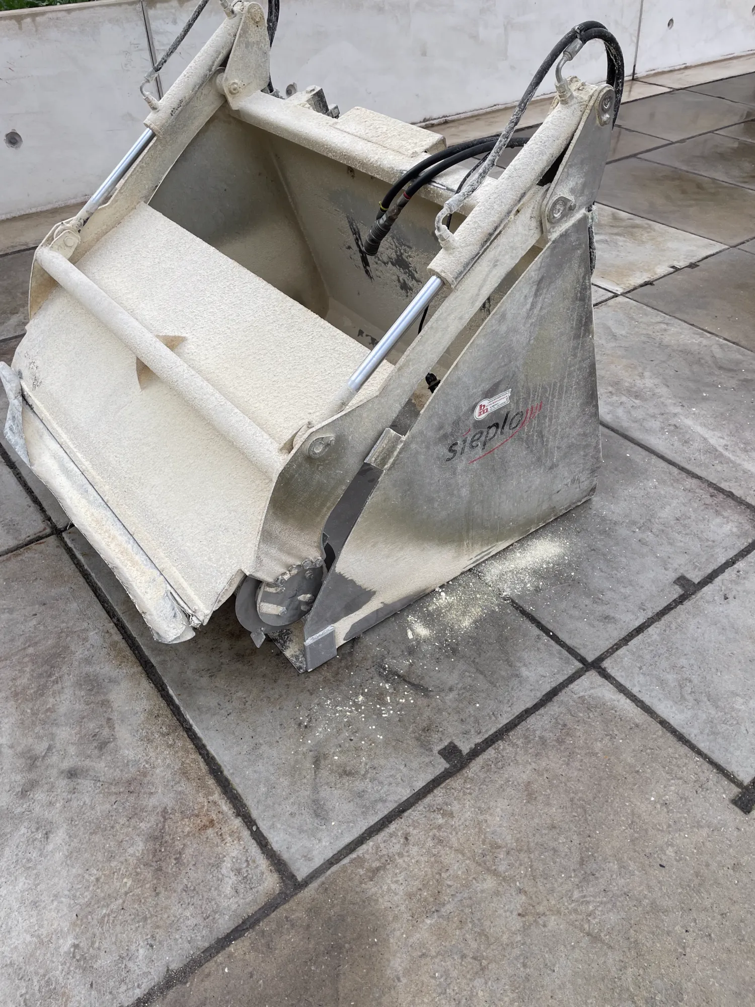 Κάδος φρεζαρίσματος Sieplo VB135F - 135 εκ., μοντέλο 2011