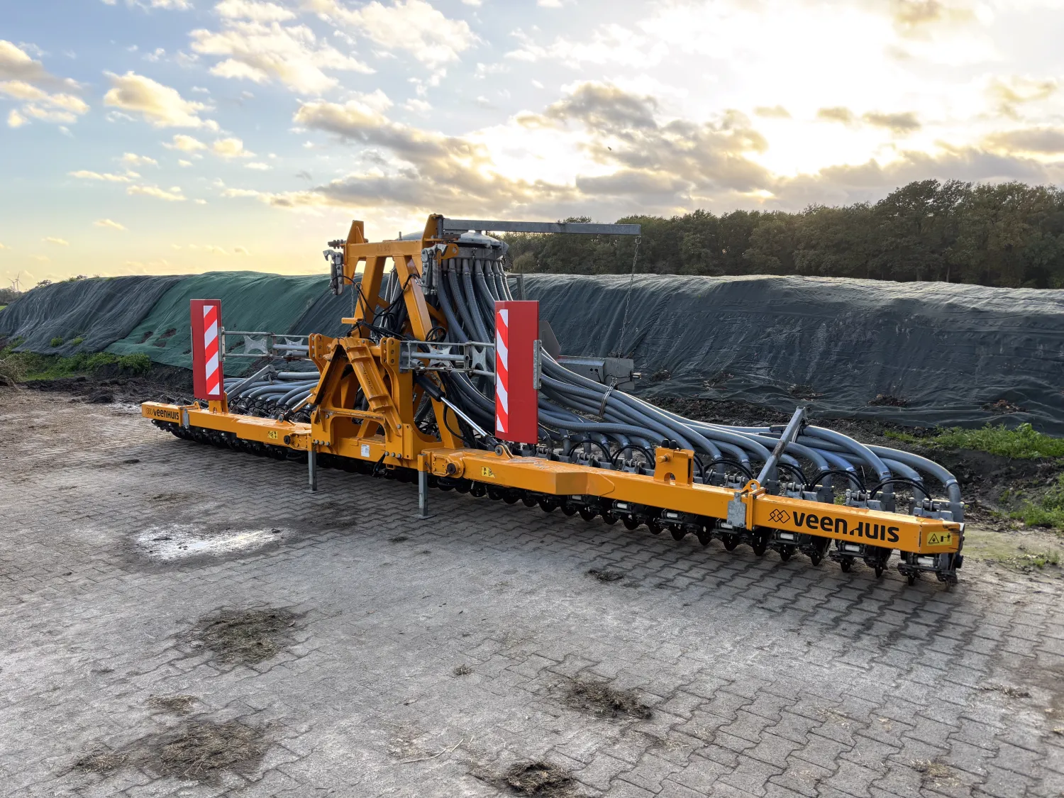 Veenhuis Euroject Twin Slurry Injector - 8.60 Meter - 2019