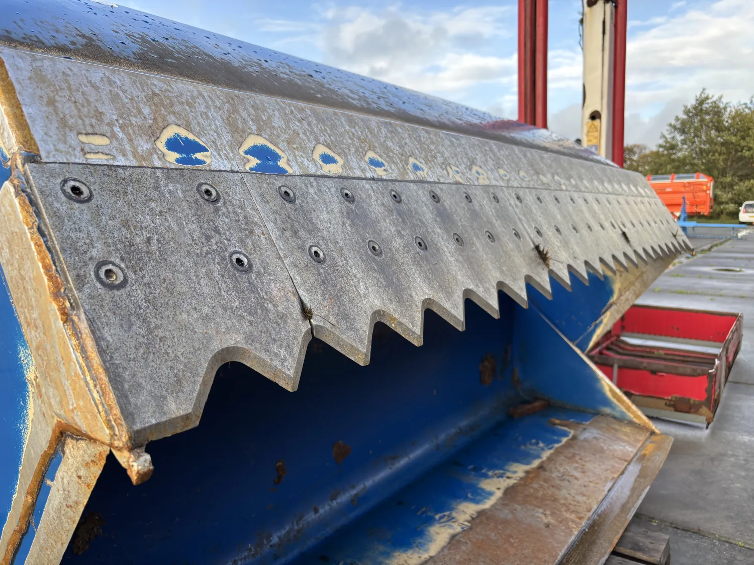 Cupă de însilozare AP FL 2200 DB (2019) - Fund închis